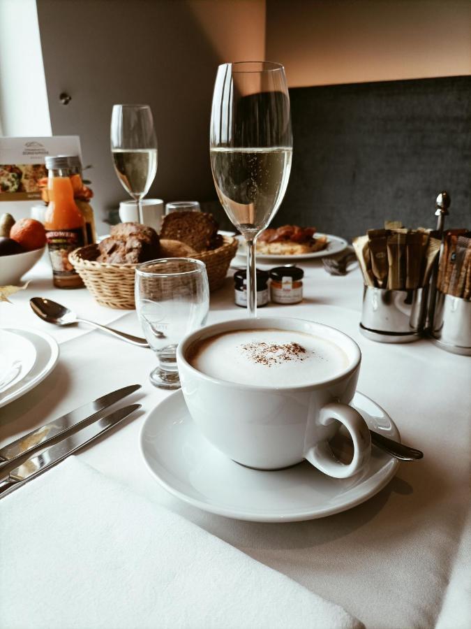 Strandhotel Duenenmeer - Adults Only ديارهاجين المظهر الخارجي الصورة