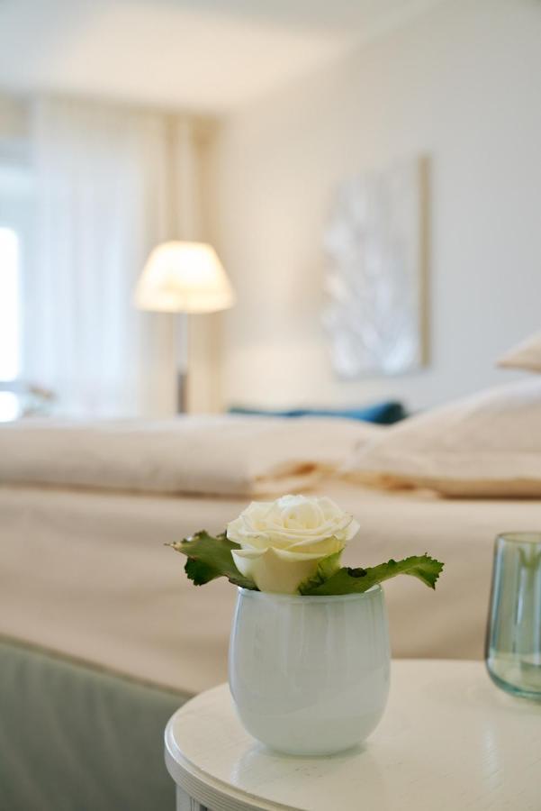 Strandhotel Duenenmeer - Adults Only ديارهاجين المظهر الخارجي الصورة