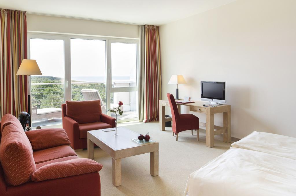 Strandhotel Duenenmeer - Adults Only ديارهاجين الغرفة الصورة