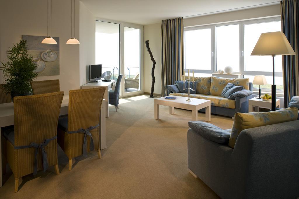 Strandhotel Duenenmeer - Adults Only ديارهاجين الغرفة الصورة