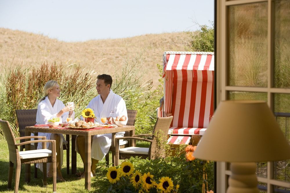 Strandhotel Duenenmeer - Adults Only ديارهاجين المظهر الخارجي الصورة
